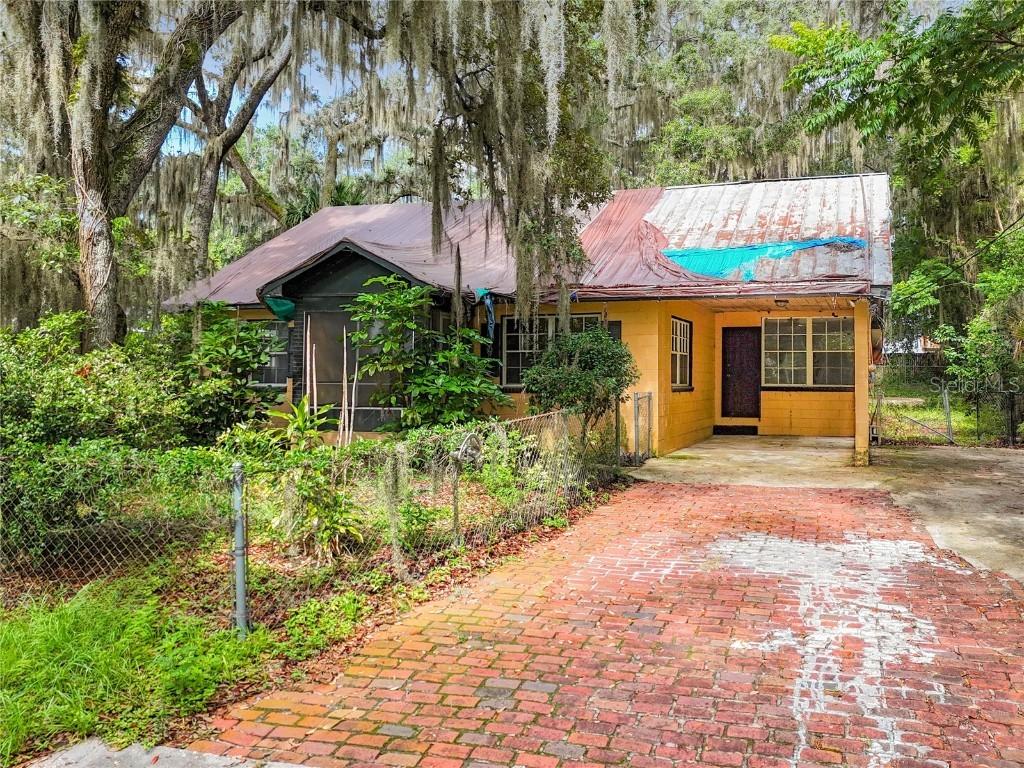 1022 S 12th St., Palatka, FL 32177