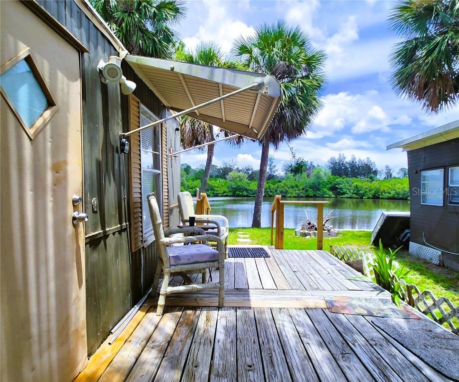6975 Edgewater Dr., New Port Richey, FL 34652
