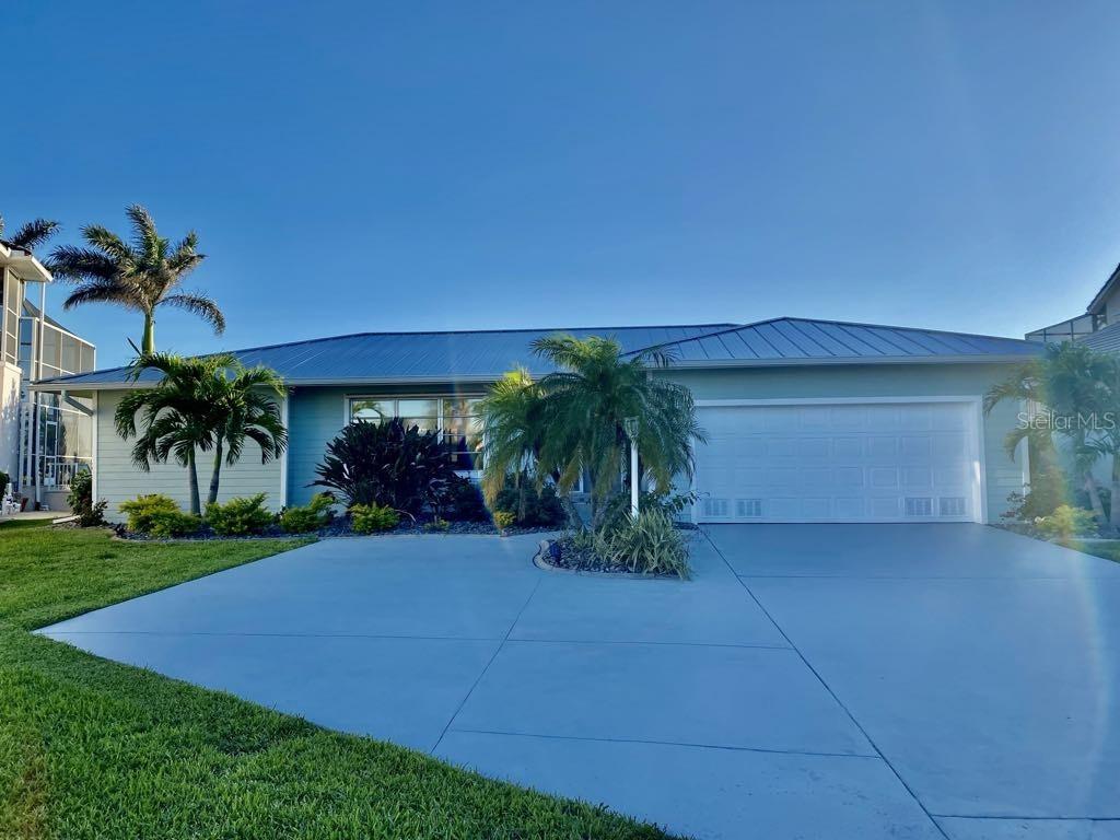 2569 Brazilia Ct., Punta Gorda, FL 33950