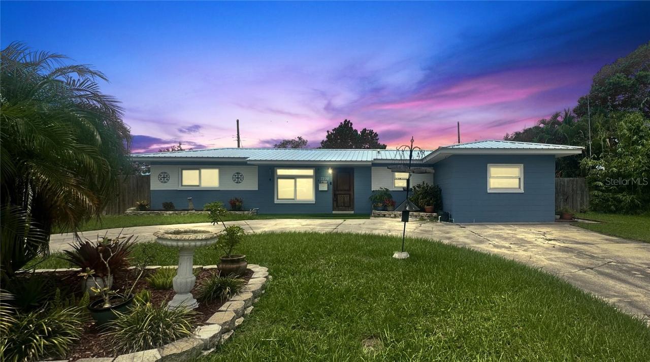 7230 17th Ln., St Petersburg, FL 33702