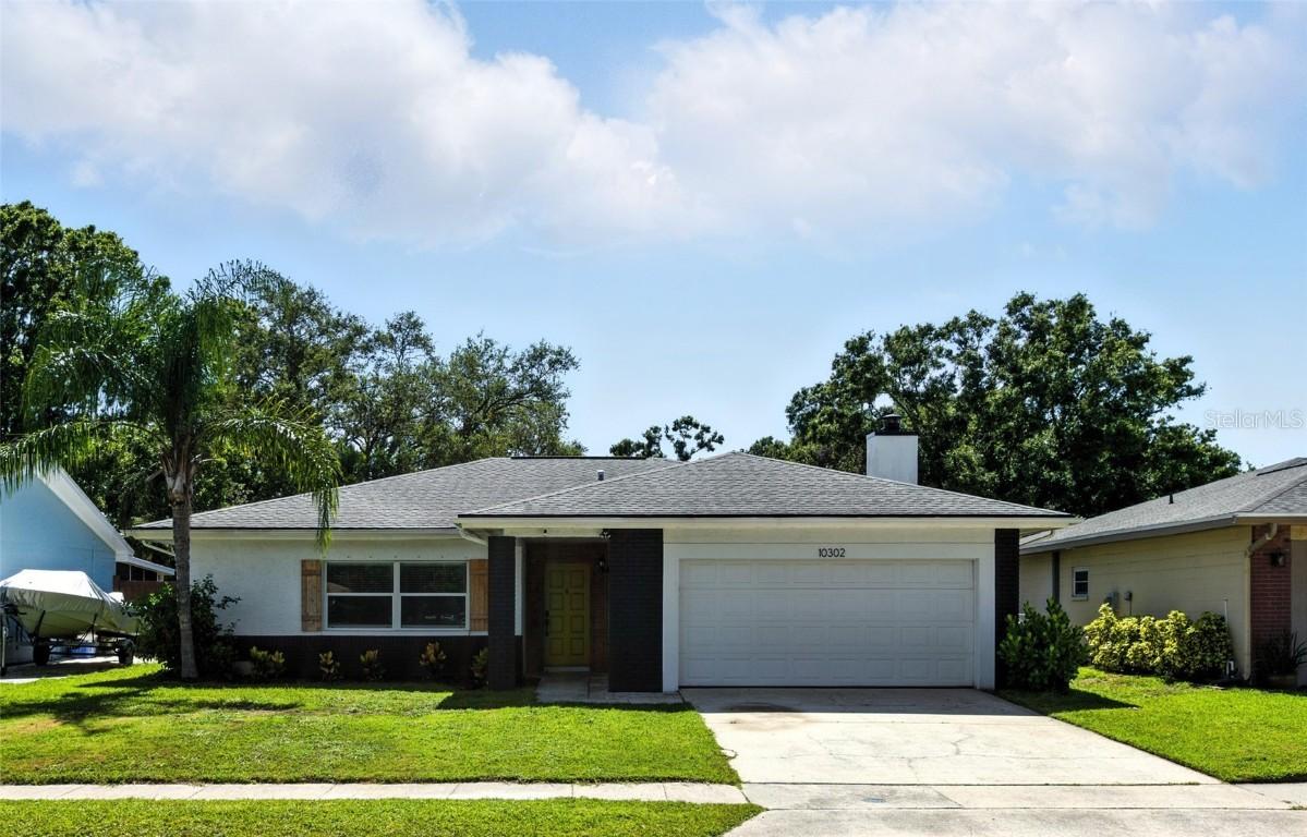 10302 Oakhaven Dr., Pinellas Park, FL 33782