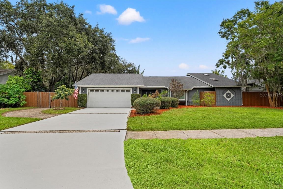 573 Whispering Lakes Blvd., Tarpon Springs, FL 34688