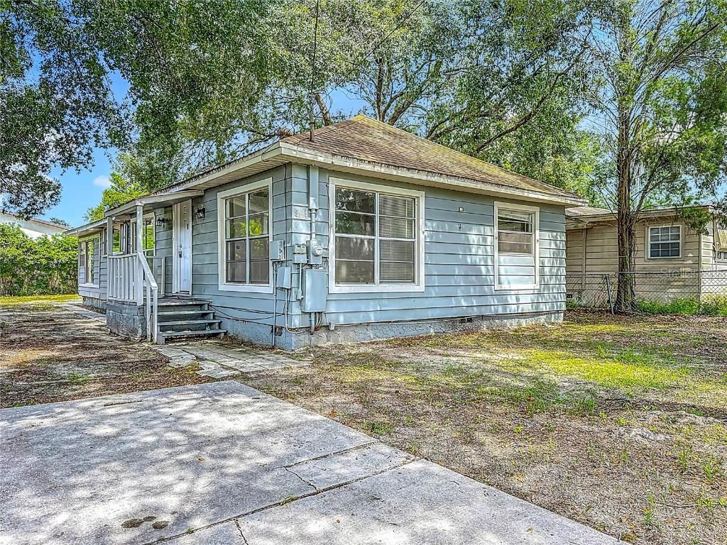 8614 N Orangeview Ave., Tampa, FL 33617