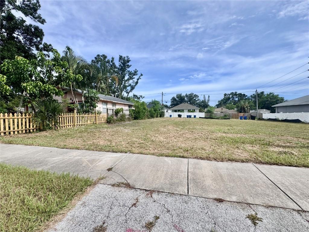 5156 Dartmouth Ave., St Petersburg, FL 33710