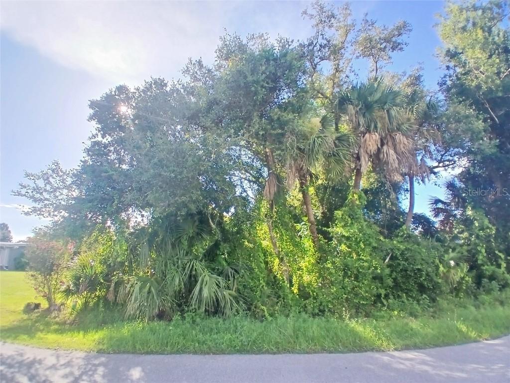 Ragen St., North Port, FL 34287