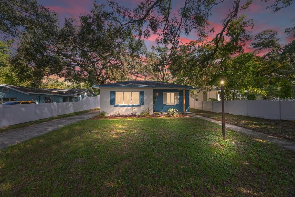 1720 SE Lambright St., Tampa, FL 33610