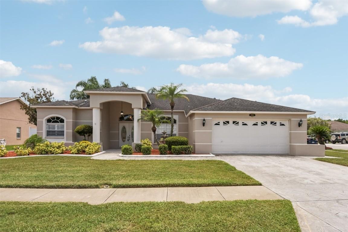 8704 Cypress Lakes Blvd., New Port Richey, FL 34653