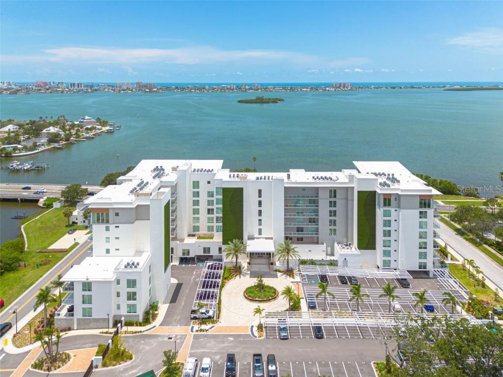1020 Sunset Point Rd. #213, Clearwater, FL 33755