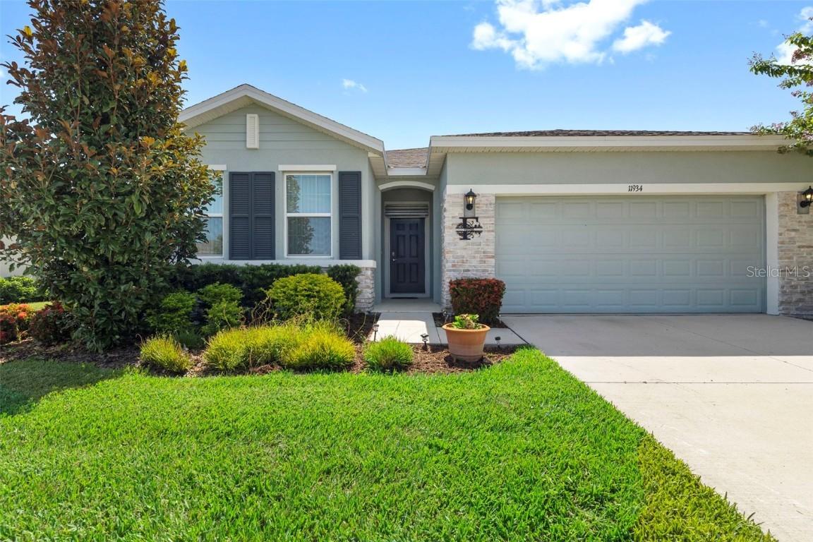 11934 Cross Vine Dr., Riverview, FL 33579