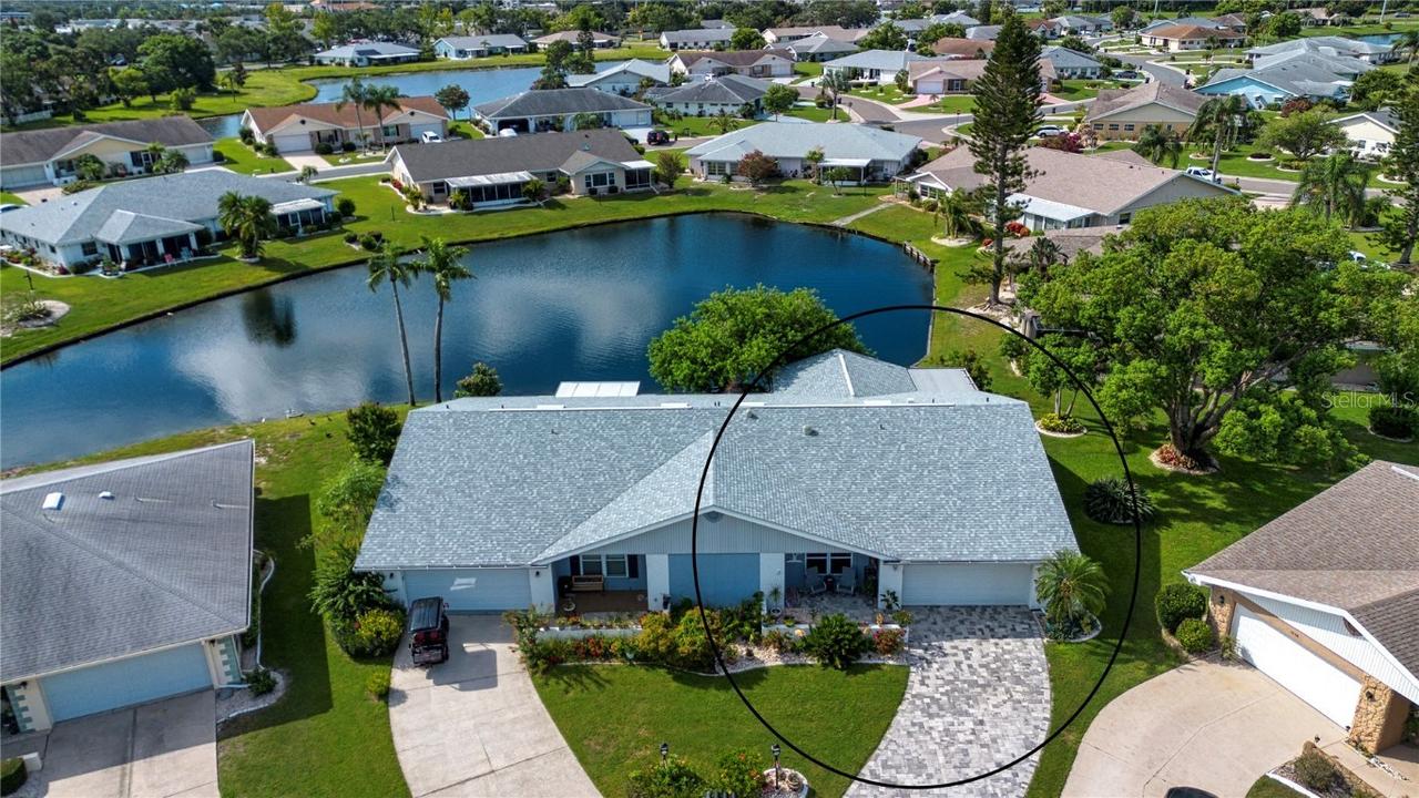 1004 Yellowbird Pl., Sun City Center, FL 33573