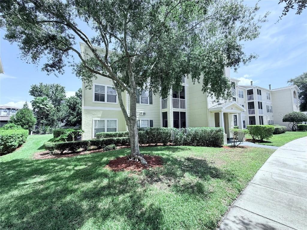 18369 Bridle Club Dr., Tampa, FL 33647