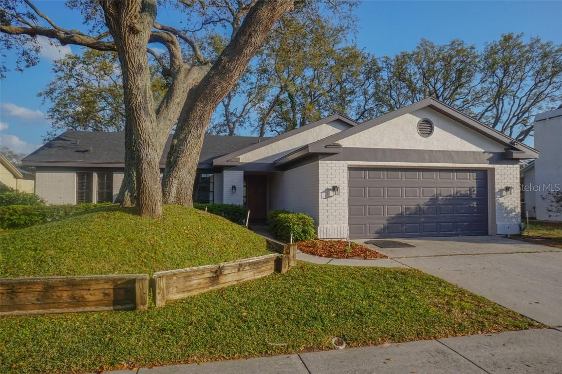 2906 Windridge Dr., Holiday, FL 34691