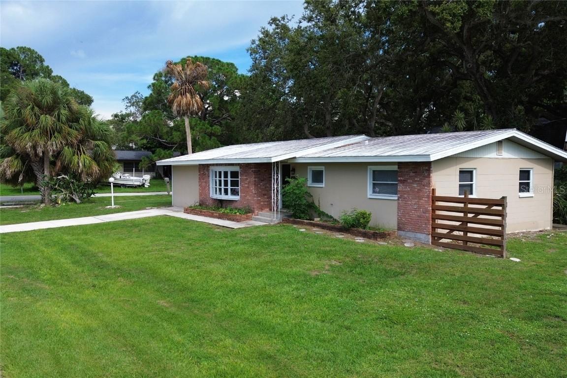 3711 Pinellas Ave., Safety Harbor, FL 34695