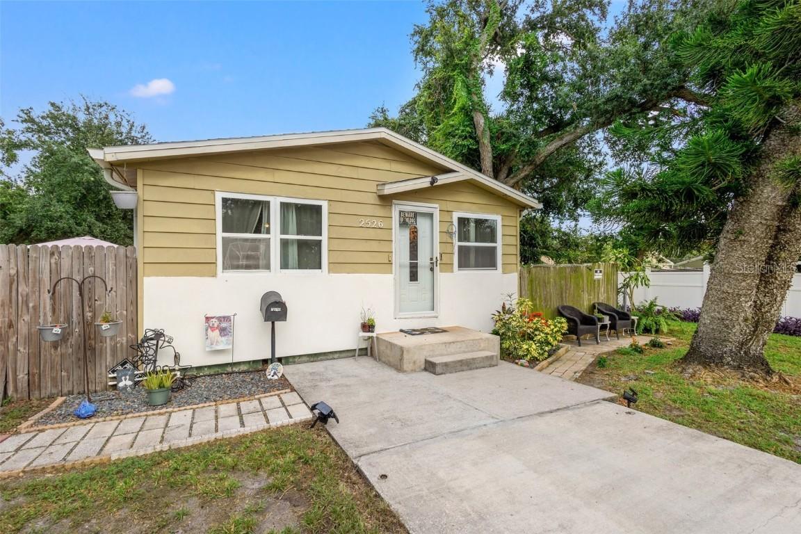 2526 26th St., St Petersburg, FL 33712