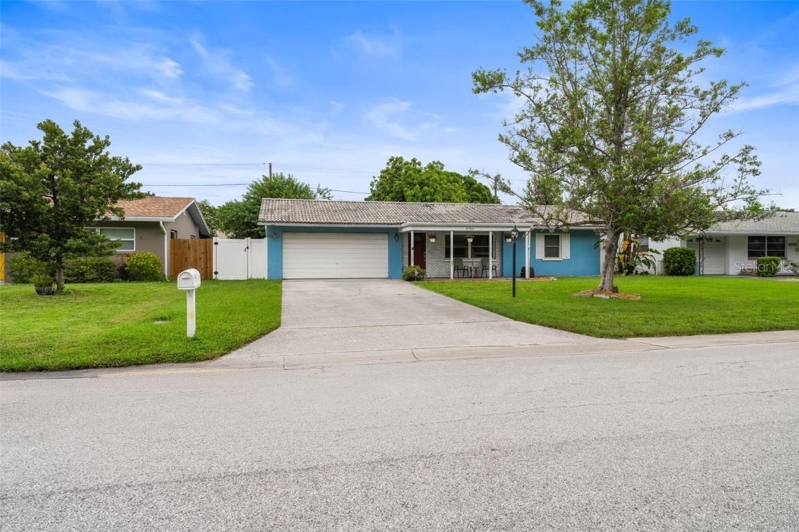 5705 45th Ave., Kenneth City, FL 33709