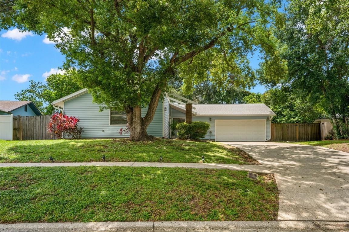 2580 Redwood Way, Clearwater, FL 33761