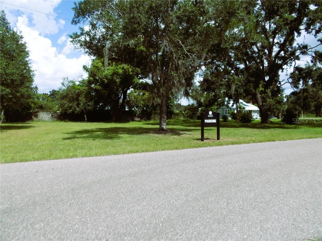 310 Oak Ave., Brandon, FL 33510