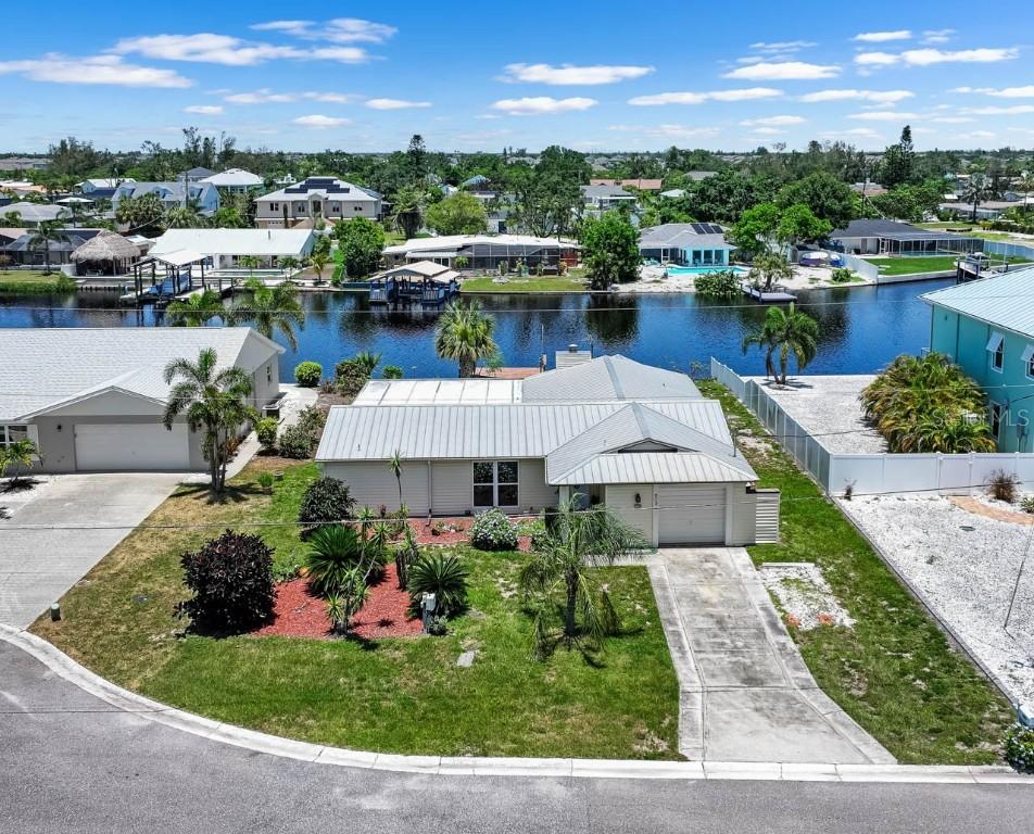 803 Leisey Cir., Ruskin, FL 33570