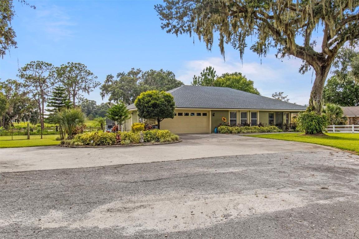70 Arthur Ln., Winter Haven, FL 33880