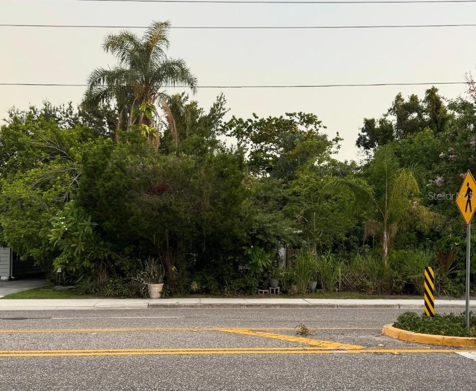 600 38th Ave., St Petersburg, FL 33704