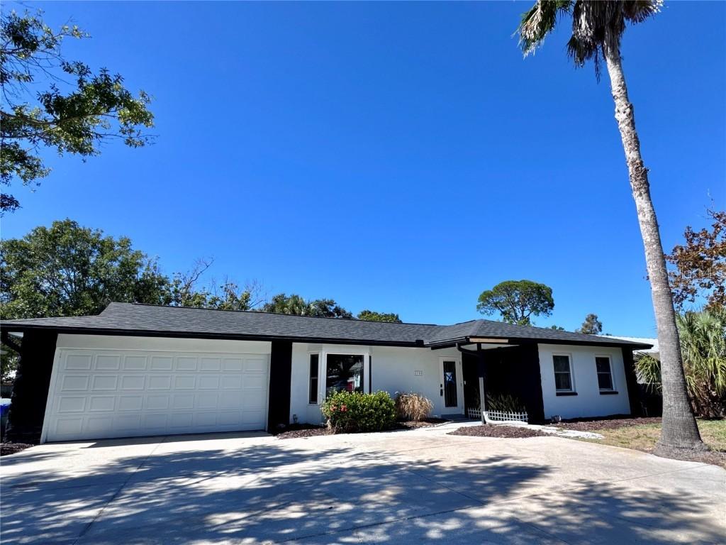 1762 Bayshore Blvd., Dunedin, FL 34698
