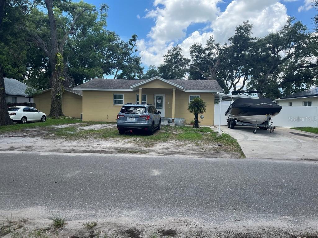 6816 N Sterling Ave., Tampa, FL 33614