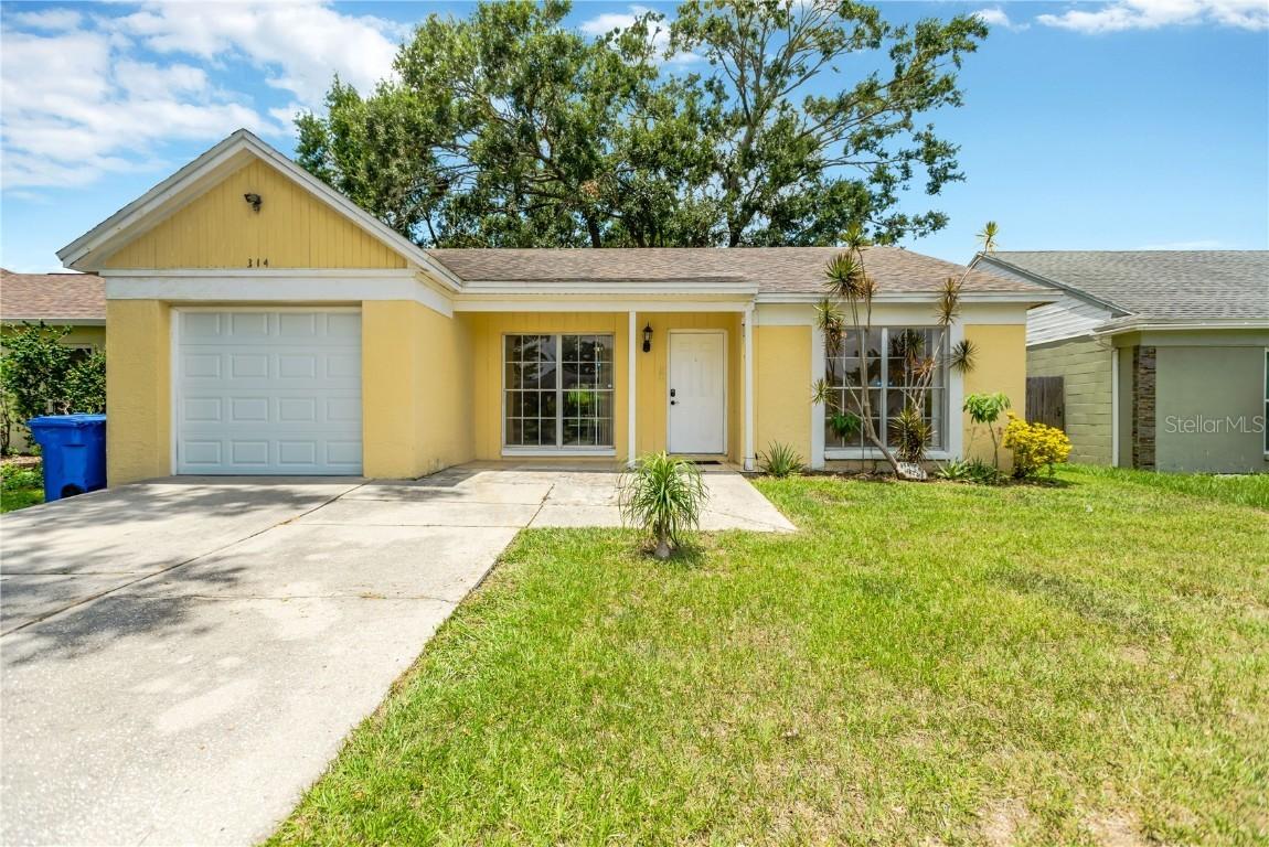 314 Regal Park Dr., Valrico, FL 33594