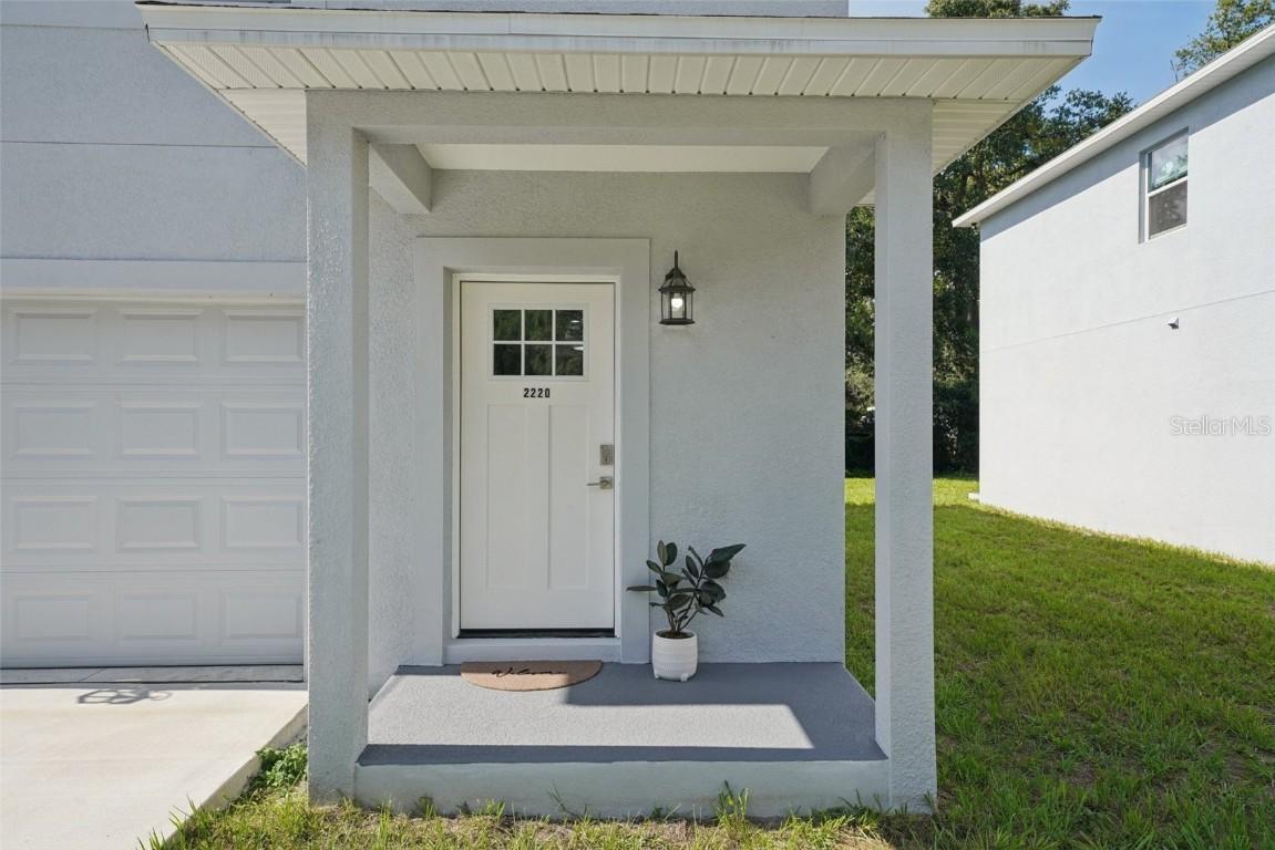 2220 E Emma St., Tampa, FL 33610