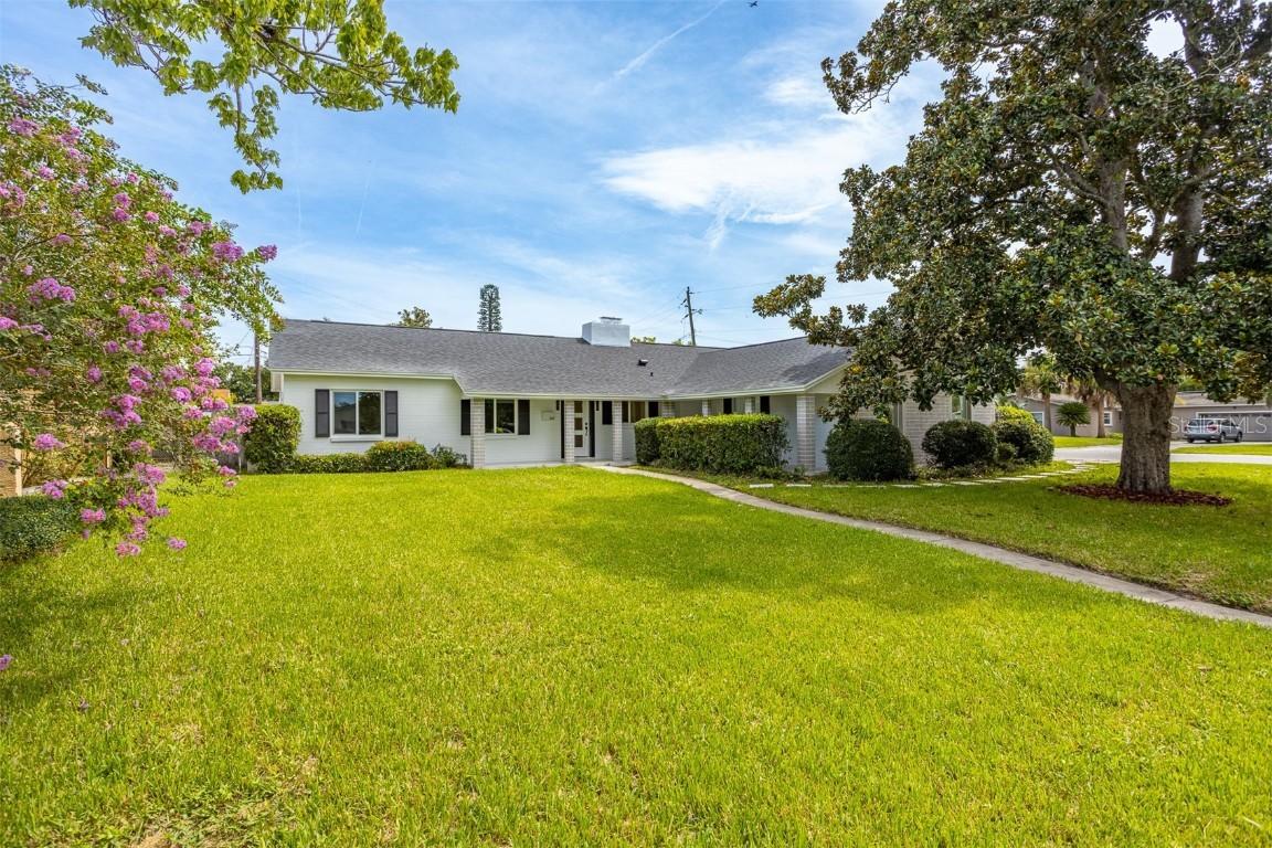 2201 Sunderland Rd., Maitland, FL 32751