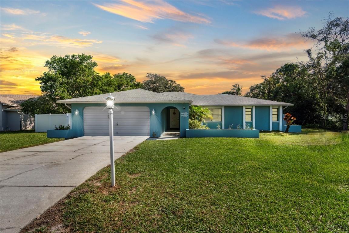 380 Cobblestone Dr., Spring Hill, FL 34606
