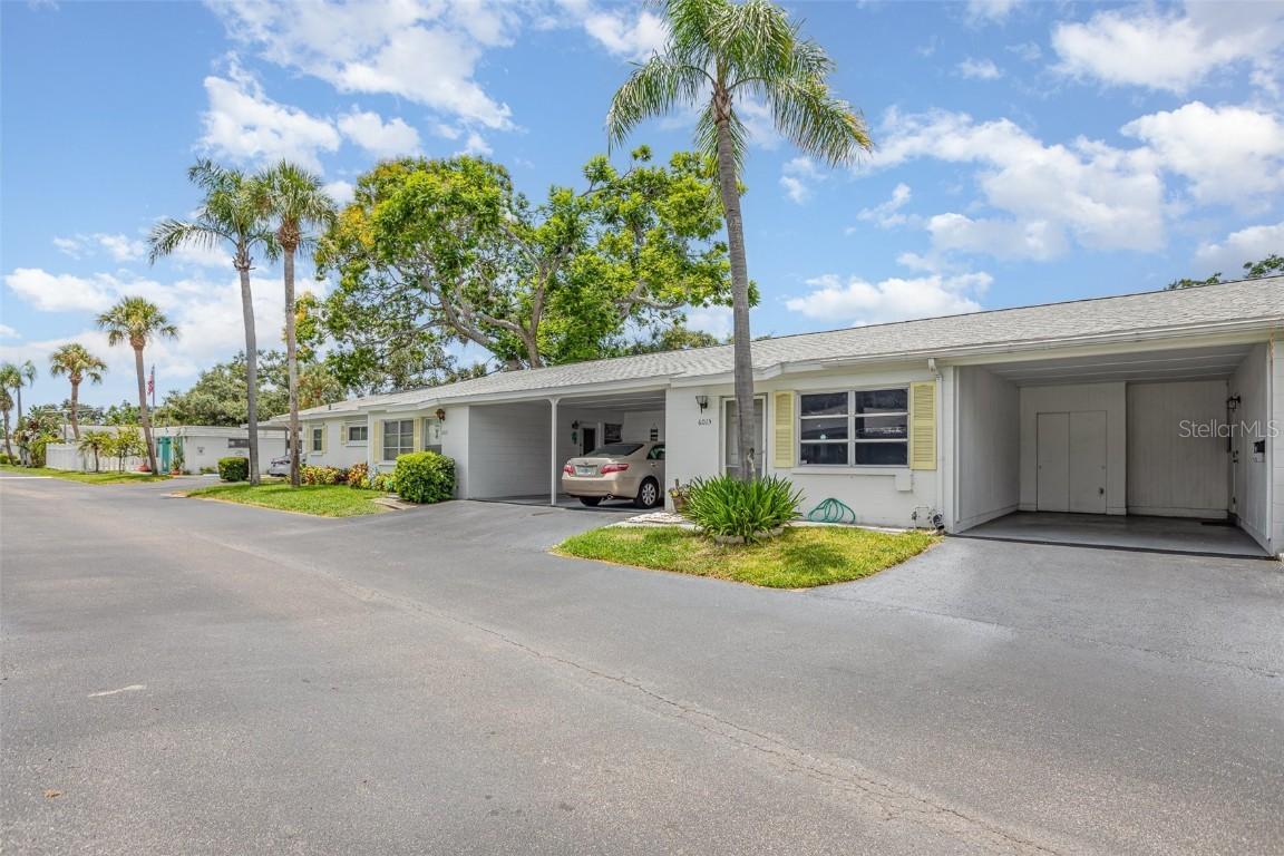 6015 Arlene Way, Bradenton, FL 34207