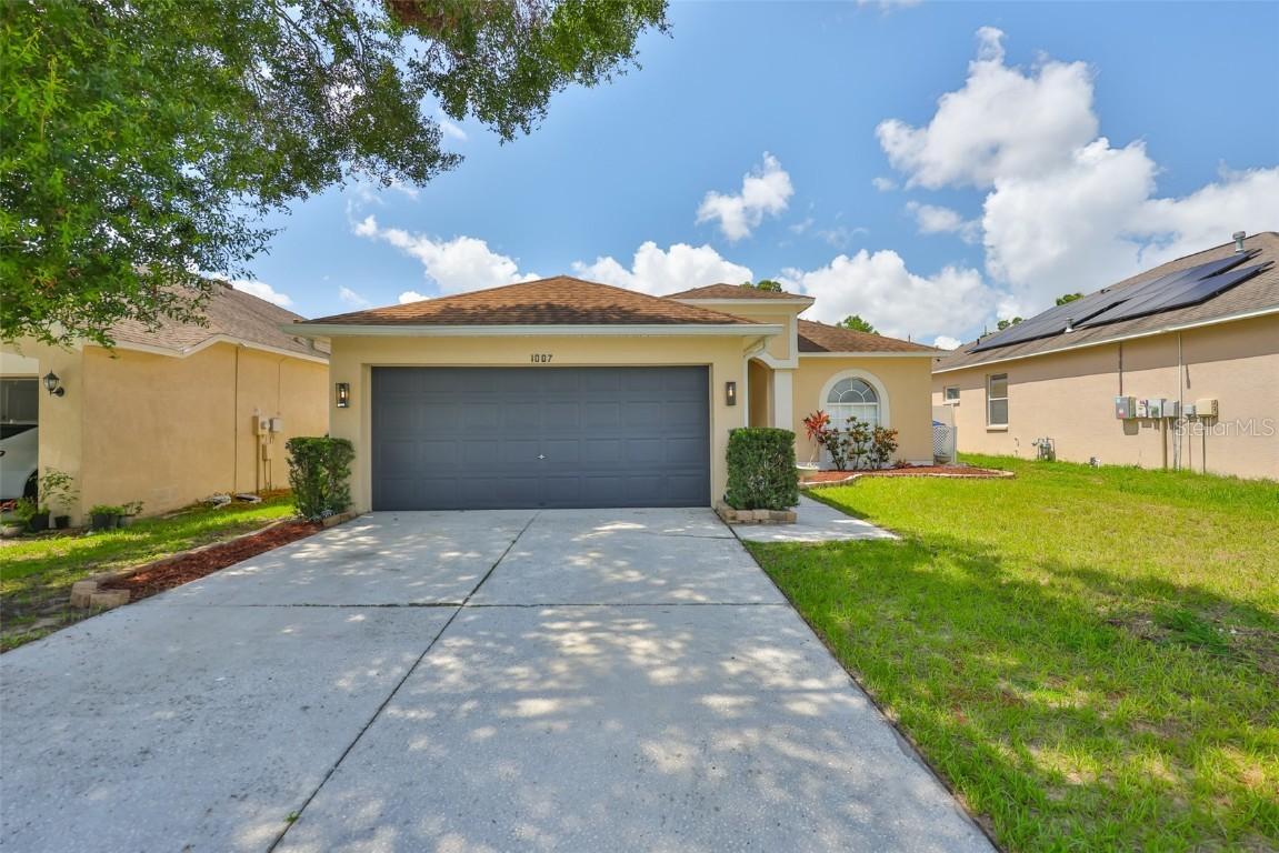 1007 Grand Canyon Dr., Valrico, FL 33594