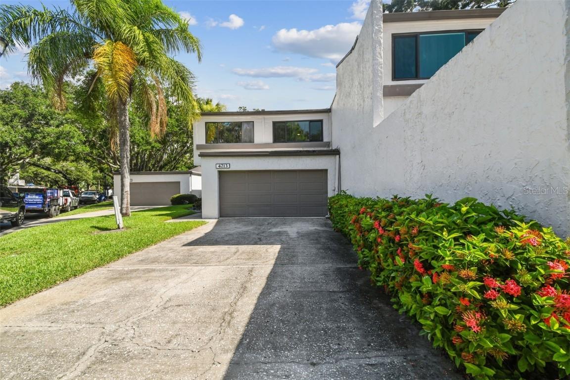 4213 Fairway Run, Tampa, FL 33618