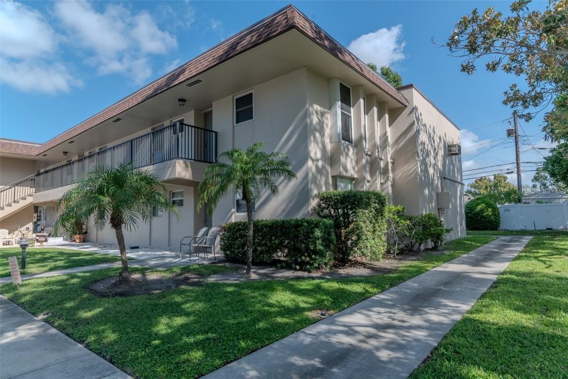 9945 47th Ave. #201, St Petersburg, FL 33708