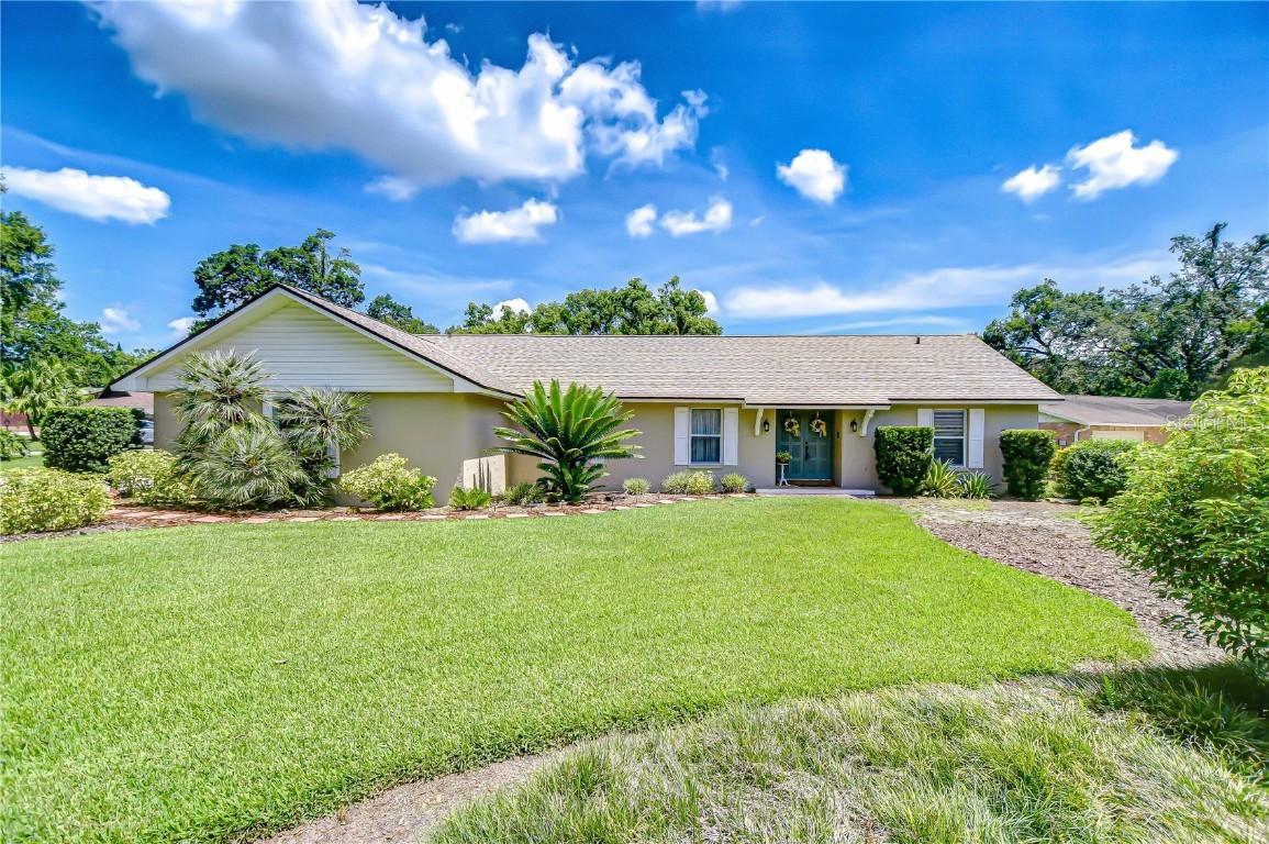 1807 Parkwood Dr., Valrico, FL 33594