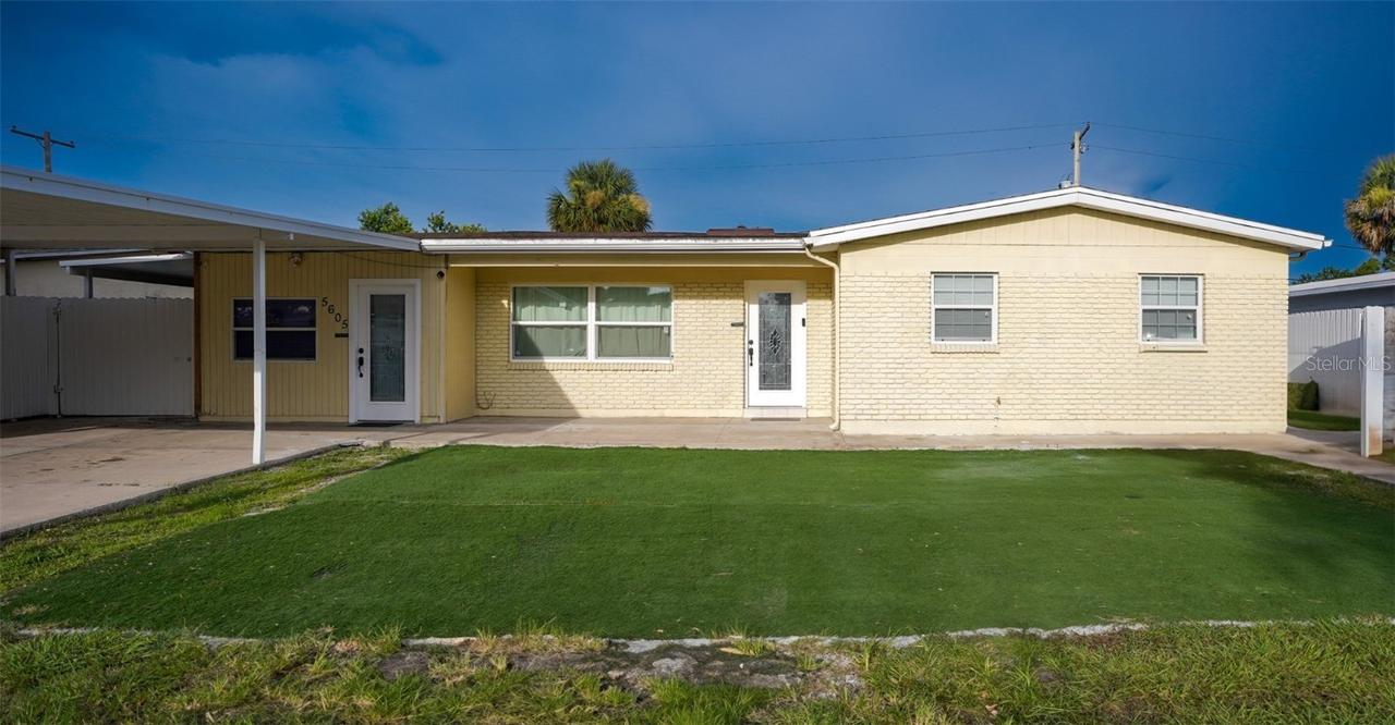 5605 Santa Monica Dr., Tampa, FL 33615