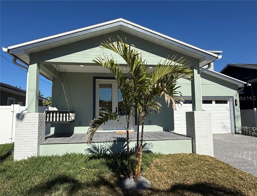 2727 W Chestnut St., Tampa, FL 33607