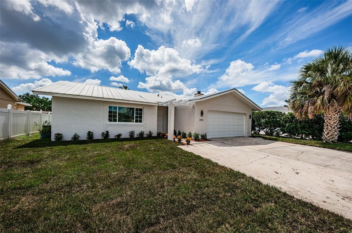 10809 65th Way, Pinellas Park, FL 33782