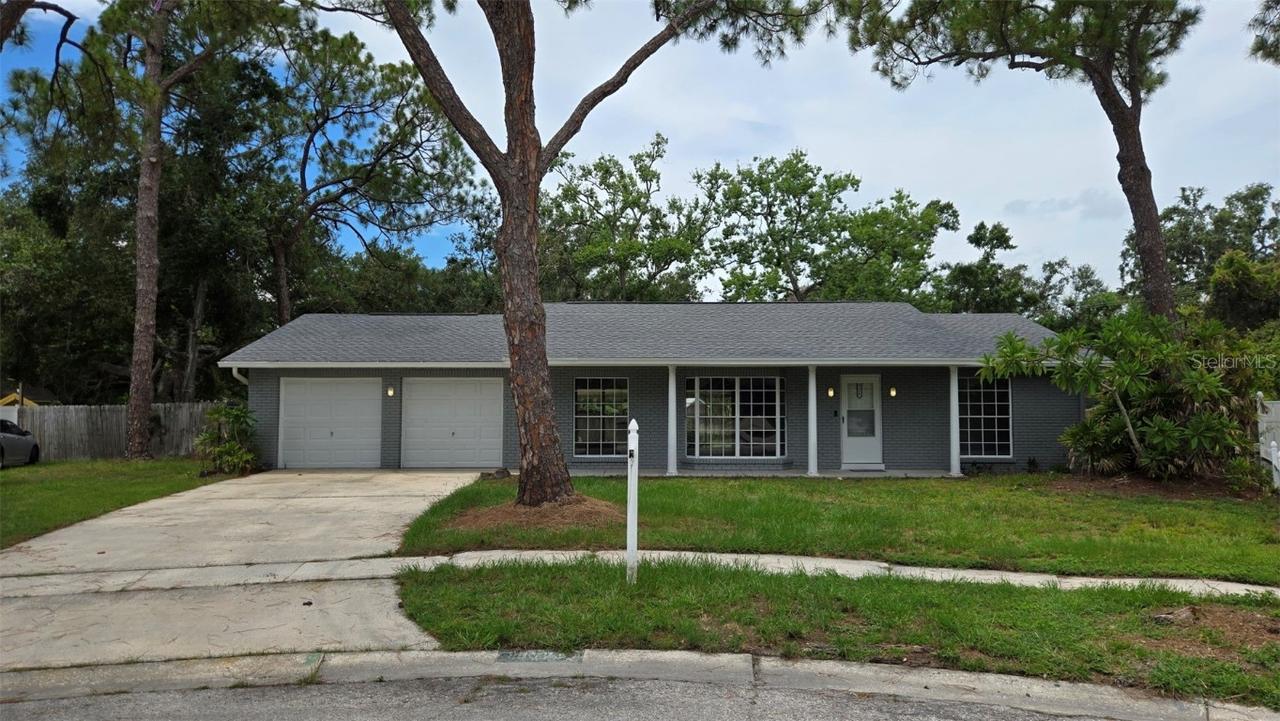 8328 W Pocahontas Ave., Tampa, FL 33615