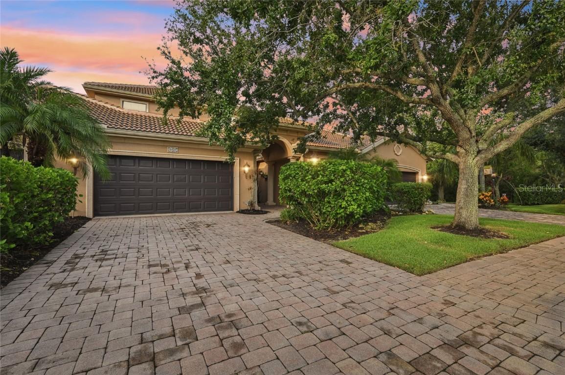 6107 25th St., Ellenton, FL 34222