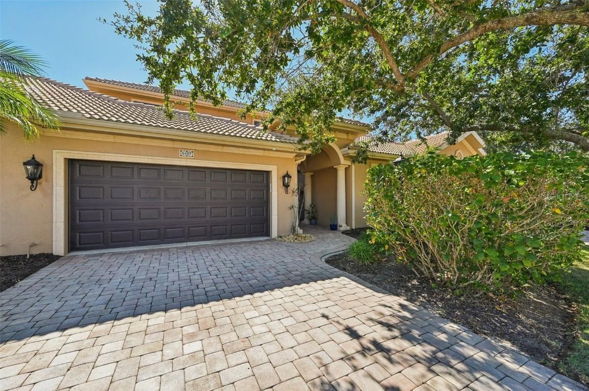 6107 25th St., Ellenton, FL 34222