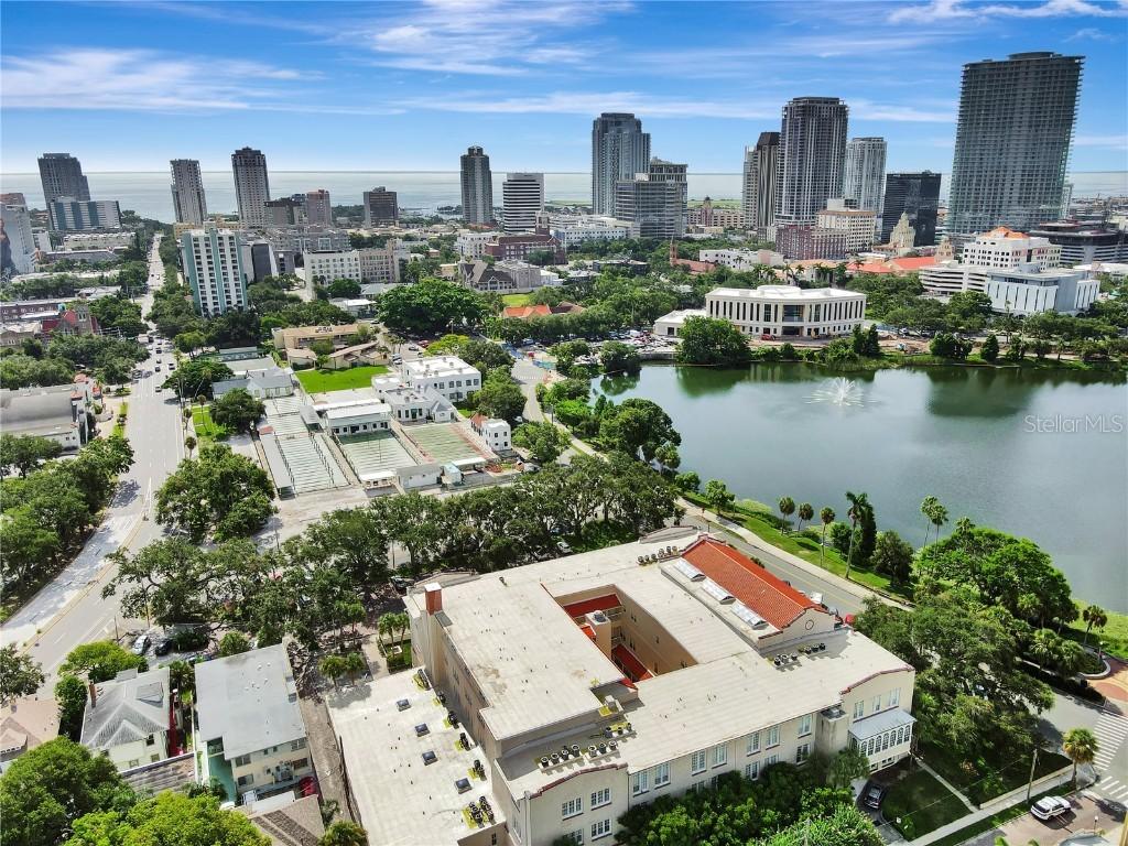 701 Mirror Lake Dr. #120, St Petersburg, FL 33701