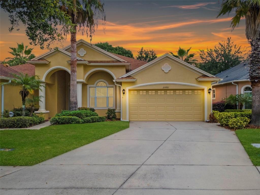 20821 Amanda Oak Ct., Land O Lakes, FL 34638
