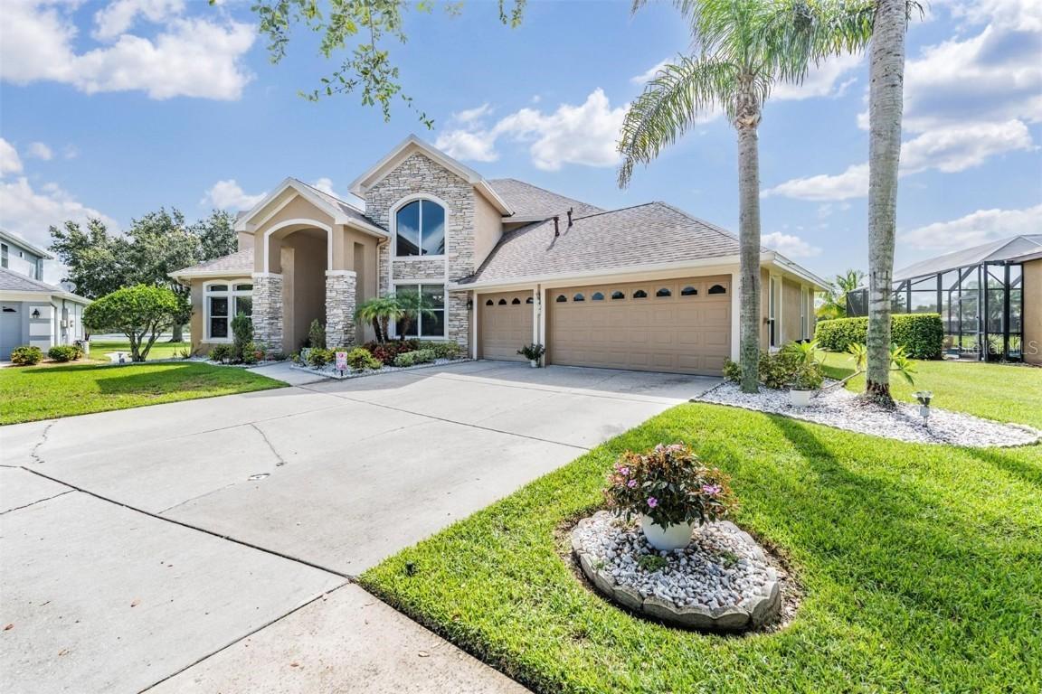 19119 Mandarin Grove Pl., Tampa, FL 33647