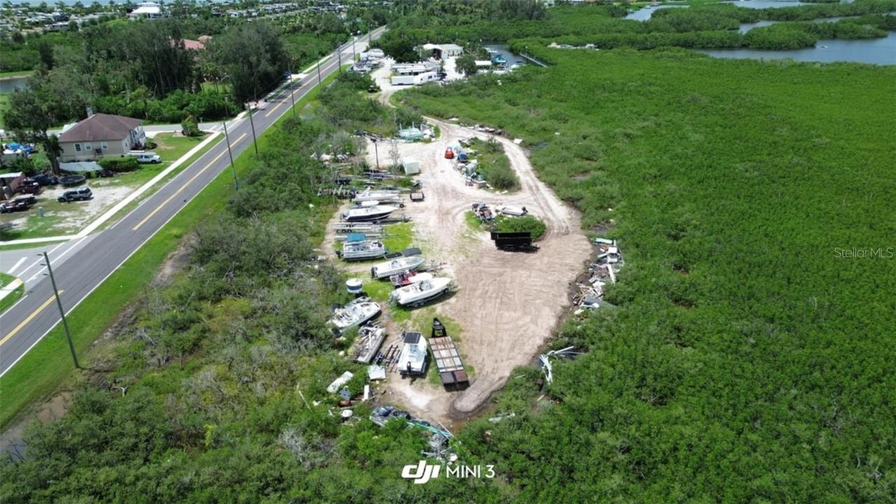 6817 Bayshore Rd., Palmetto, FL 34221