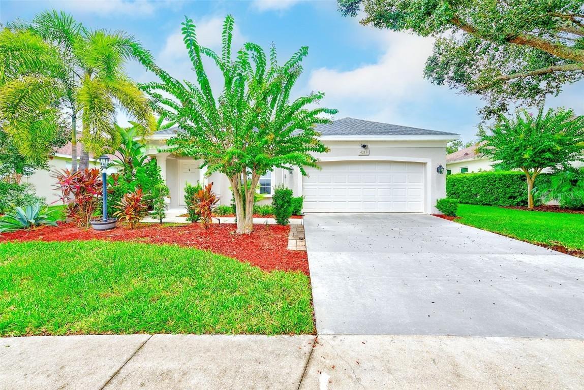 4219 70th Street Cir E, Palmetto, FL 34221