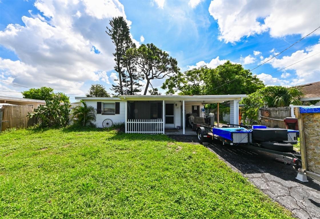 11197 102nd Ln., Largo, FL 33773