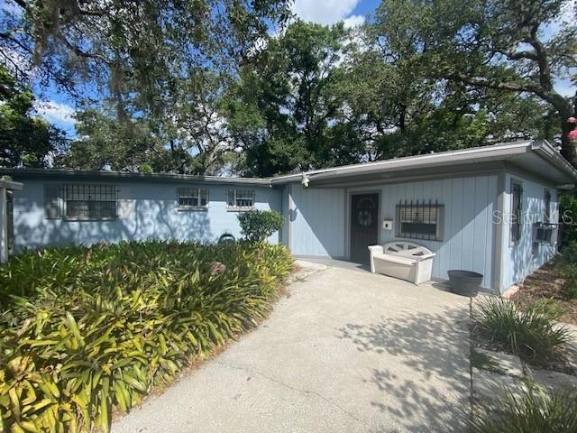10714 N Central Ave., Tampa, FL 33612