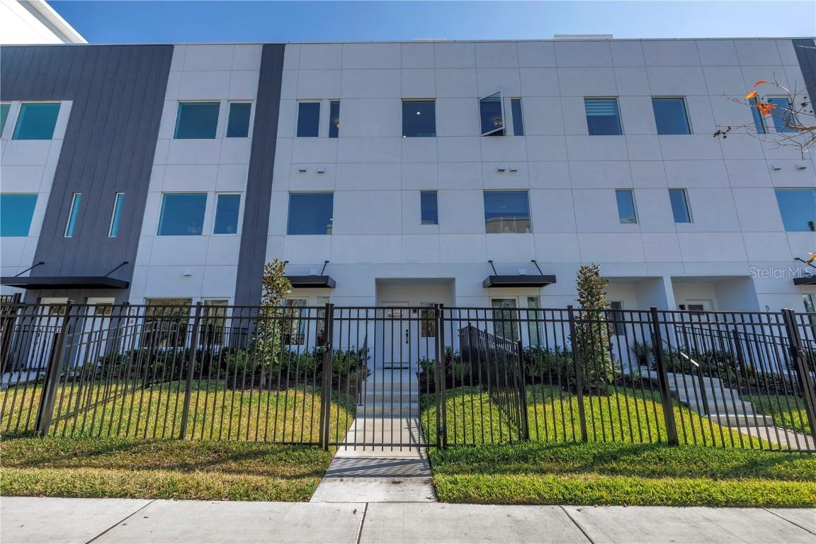 556 Dr Martin Luther King Jr St., St Petersburg, FL 33701