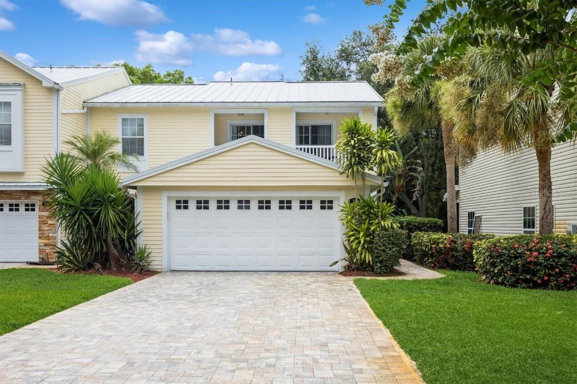 909 Woodbridge Ct., Safety Harbor, FL 34695